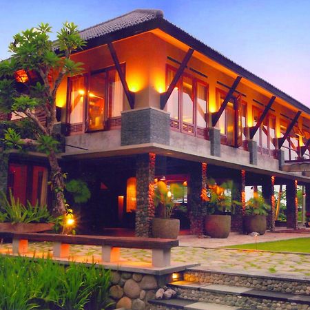Rumah Batu Boutique Hotel Solo Buitenkant foto