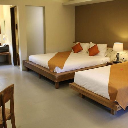Rumah Batu Boutique Hotel Solo Buitenkant foto
