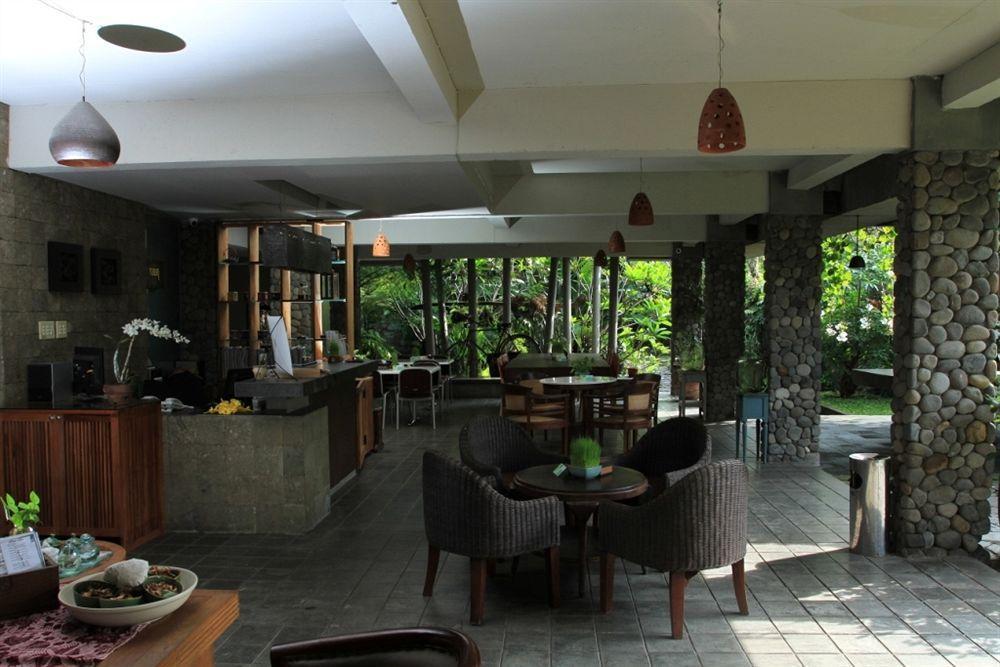 Rumah Batu Boutique Hotel Solo Buitenkant foto