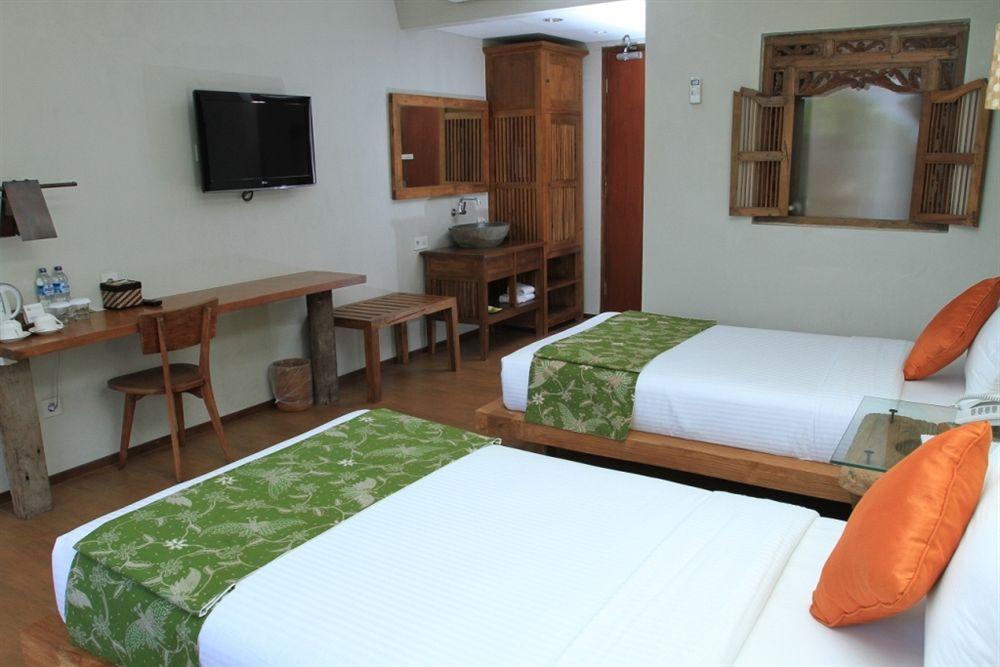 Rumah Batu Boutique Hotel Solo Buitenkant foto
