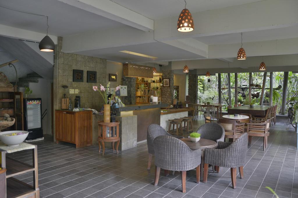 Rumah Batu Boutique Hotel Solo Buitenkant foto