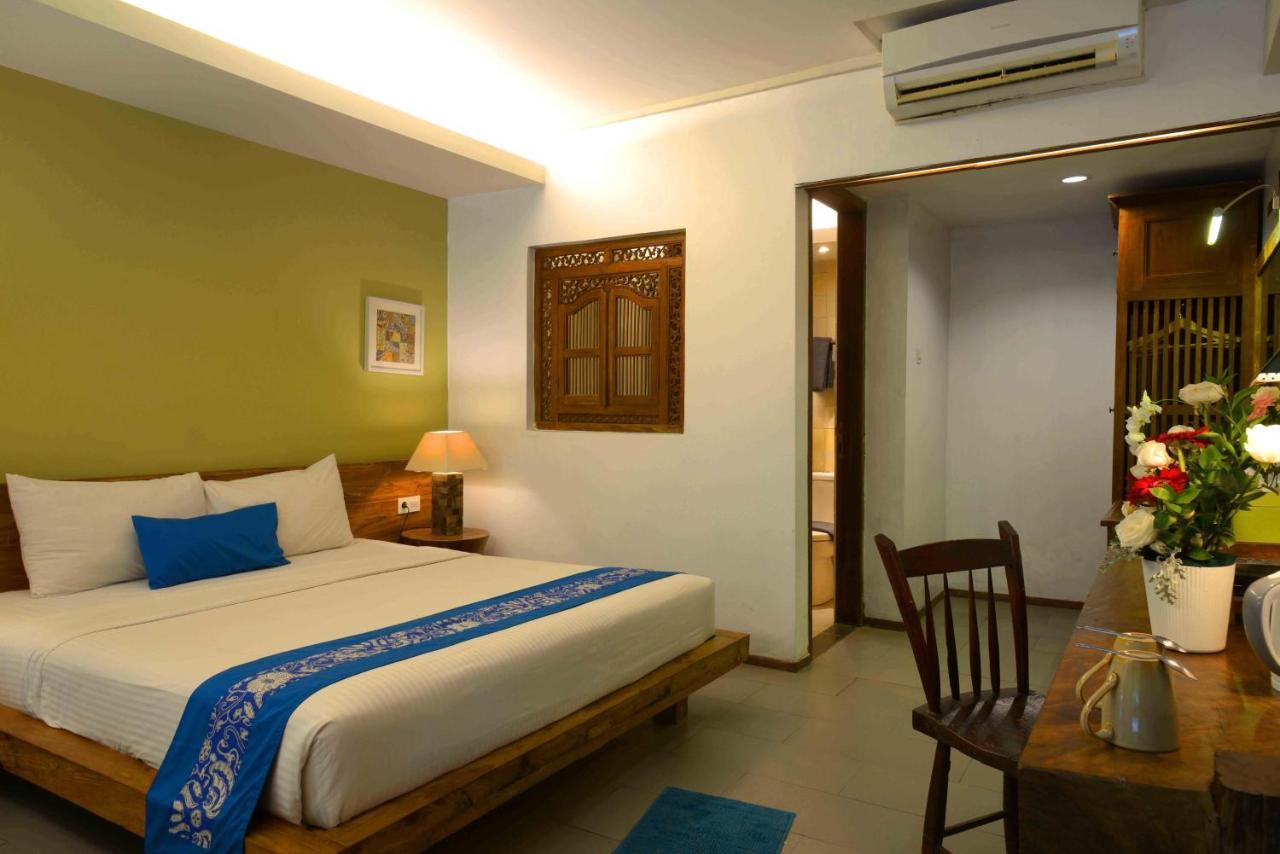 Rumah Batu Boutique Hotel Solo Buitenkant foto
