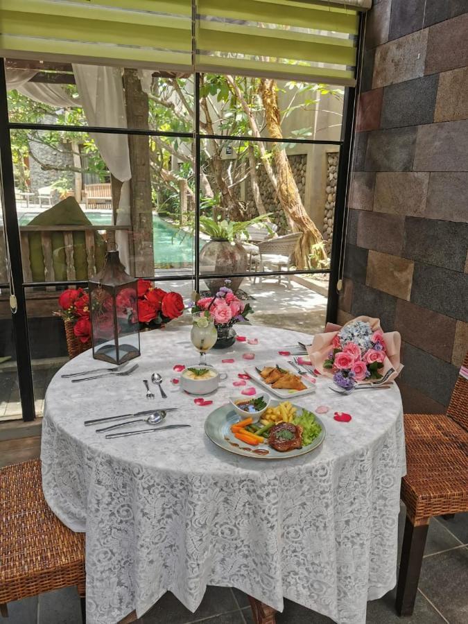 Rumah Batu Boutique Hotel Solo Buitenkant foto